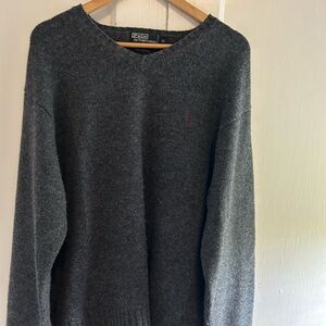 Polo Ralph Lauren size XL Charcoal Gray V Neck 100% Lambswool Sweater